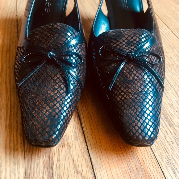 J Renee’. Brown and Black chic kitten sling-backs - Picture 4 of 8